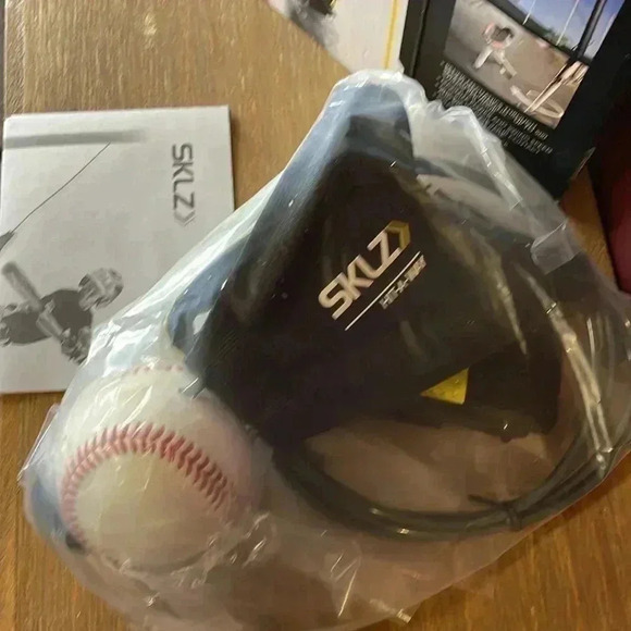 NIB SKLZ Hit-A-Way Batting Trainer - Picture 6 of 9
